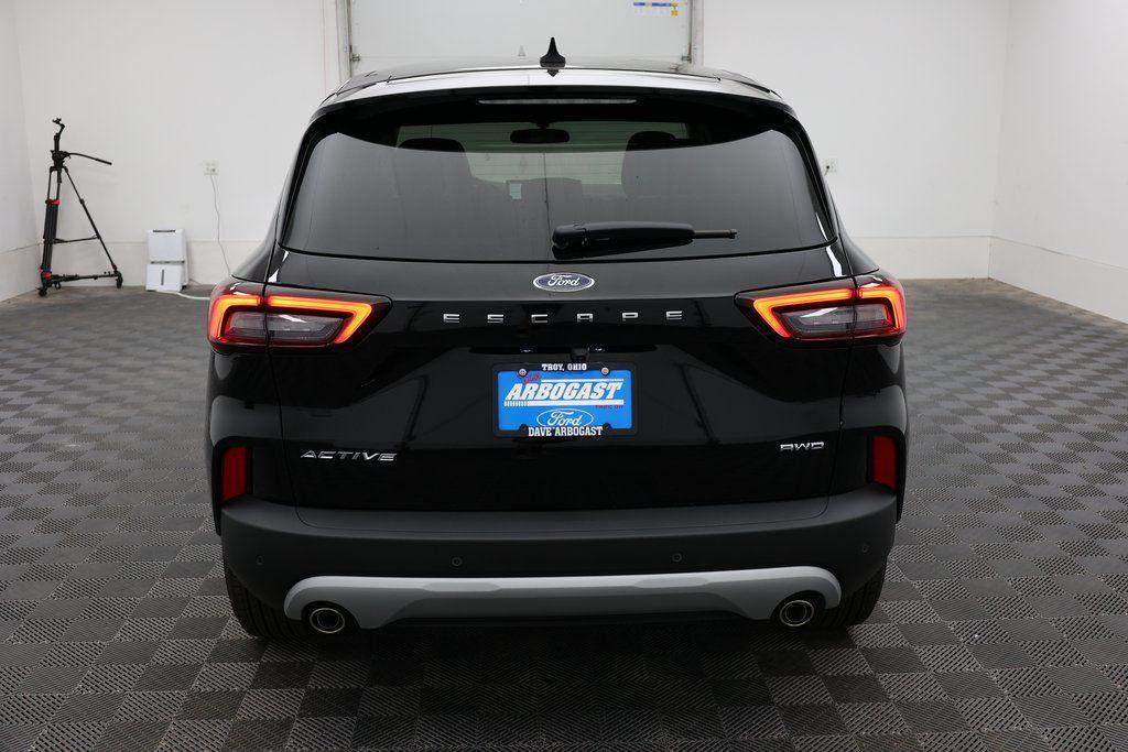 new 2025 Ford Escape car, priced at $28,279