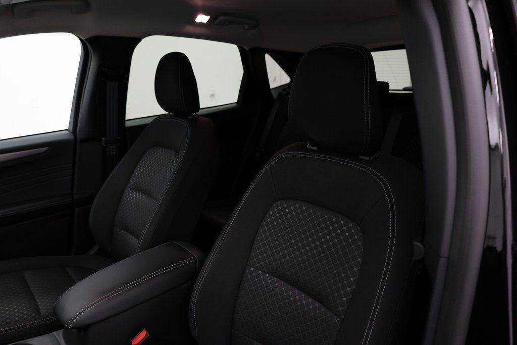 new 2025 Ford Escape car, priced at $28,279