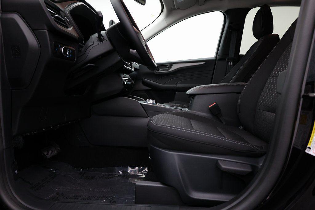 new 2025 Ford Escape car, priced at $28,279