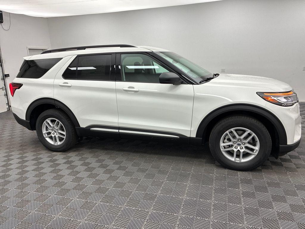 new 2025 Ford Explorer car, priced at $42,389