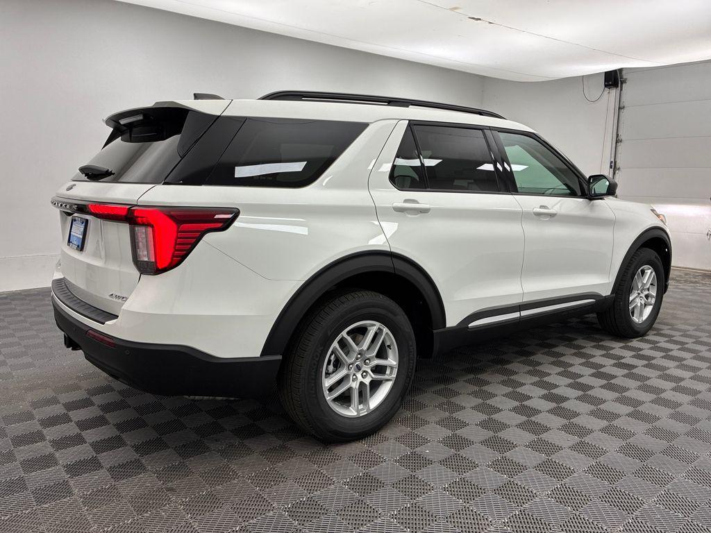 new 2025 Ford Explorer car, priced at $42,389