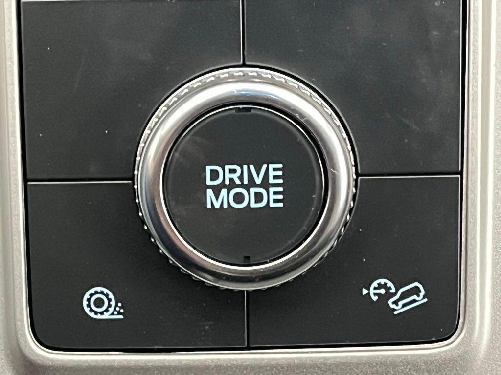 used 2023 Ford Explorer car, priced at $38,618