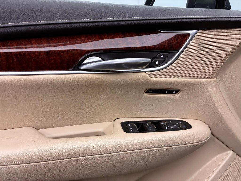 used 2019 Cadillac XT5 car, priced at $18,899