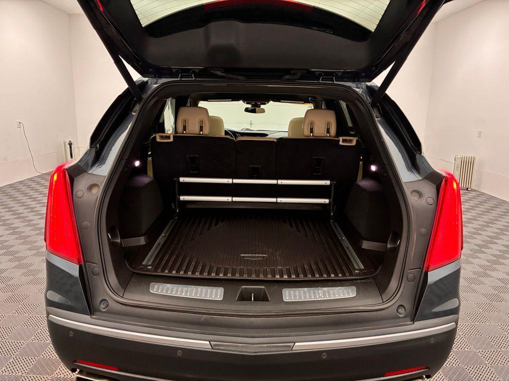 used 2019 Cadillac XT5 car, priced at $18,899