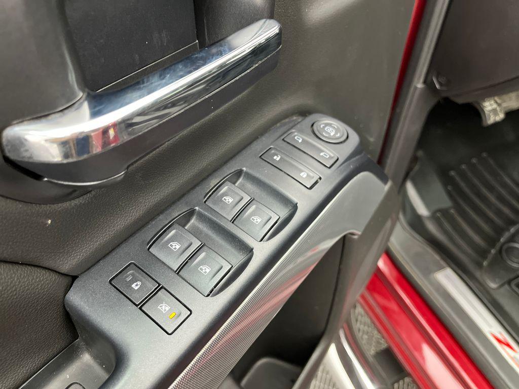 used 2018 Chevrolet Silverado 1500 car, priced at $25,159