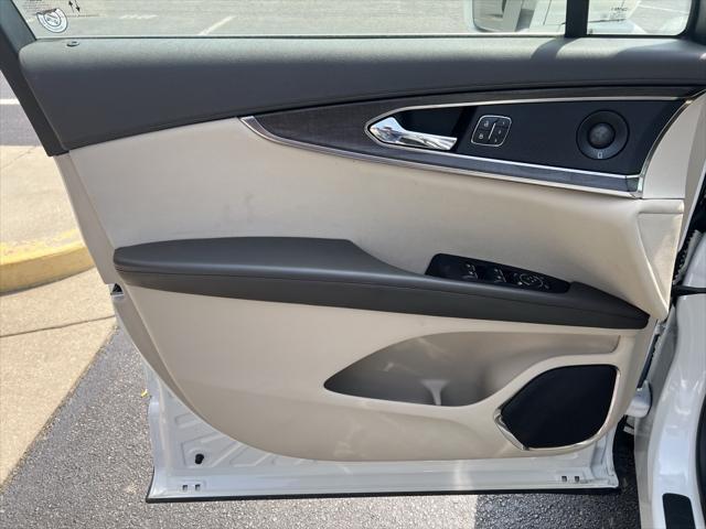 used 2020 Lincoln Nautilus car, priced at $29,168