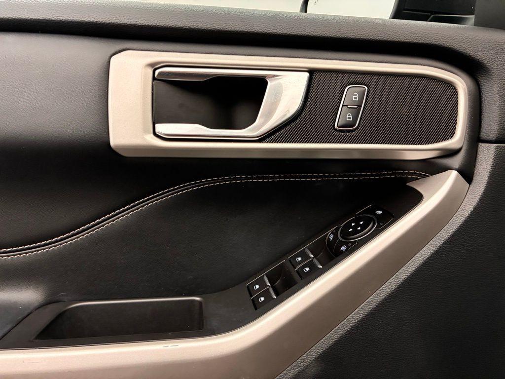 used 2022 Ford Explorer car, priced at $28,180