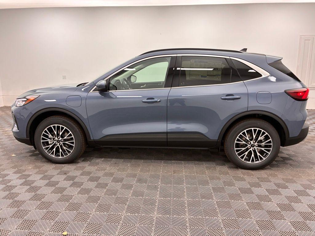 new 2026 Ford Escape PHEV car, priced at $33,530