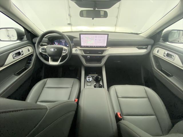 new 2025 Ford Explorer car, priced at $44,703