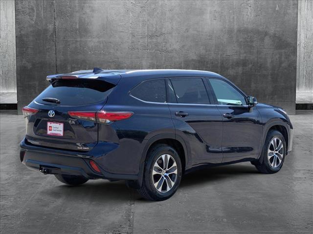 used 2022 Toyota Highlander car, priced at $38,772