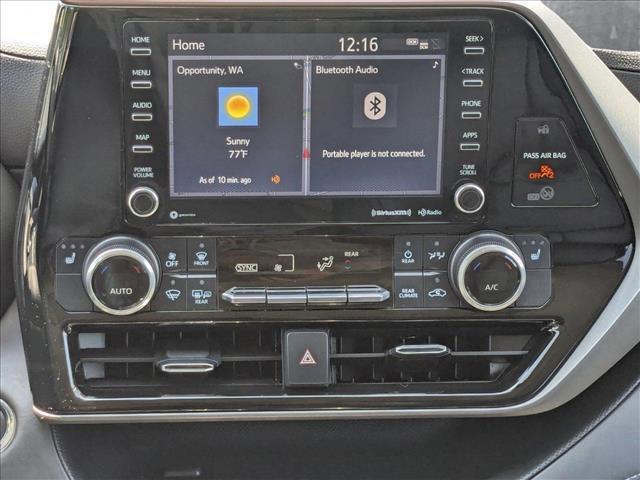 used 2022 Toyota Highlander car, priced at $38,772