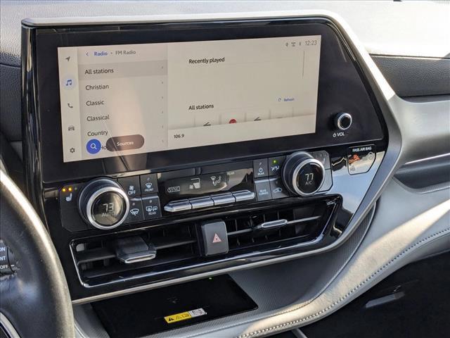 used 2023 Toyota Highlander car, priced at $36,991