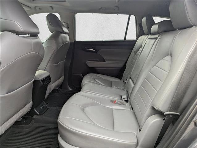 used 2020 Toyota Highlander car, priced at $25,222