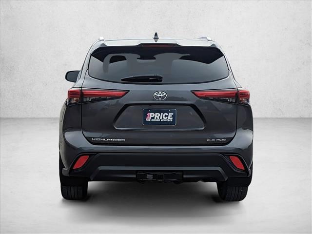 used 2020 Toyota Highlander car, priced at $25,222