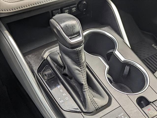 used 2020 Toyota Highlander car, priced at $25,222