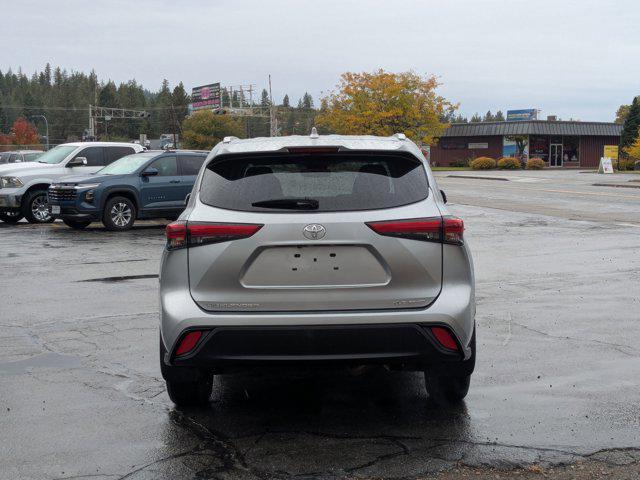used 2023 Toyota Highlander car, priced at $36,732
