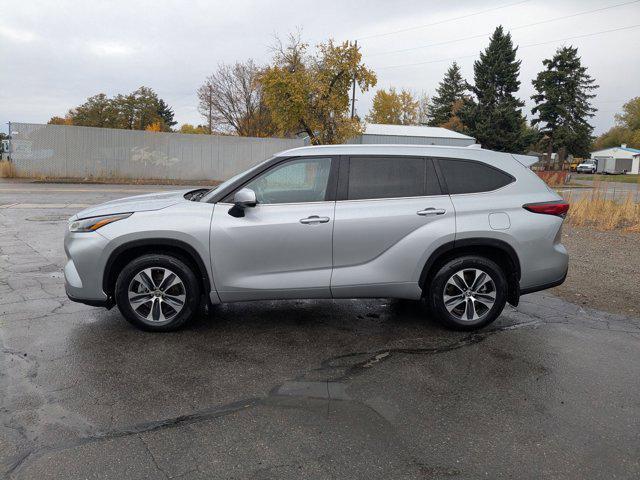 used 2023 Toyota Highlander car, priced at $36,732