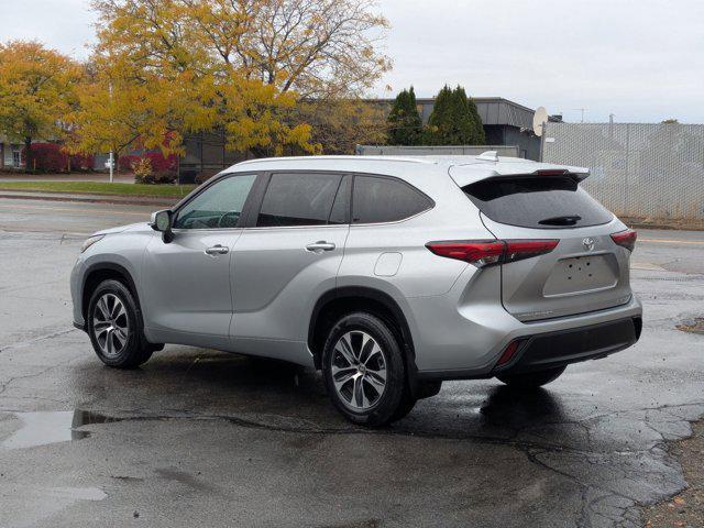 used 2023 Toyota Highlander car, priced at $36,732
