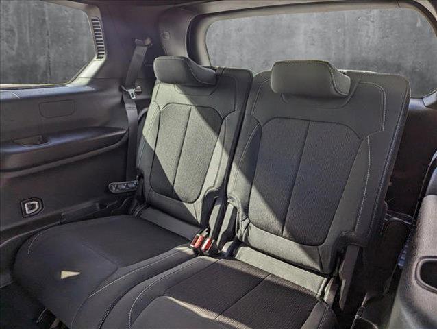 used 2024 Jeep Grand Cherokee L car, priced at $33,674