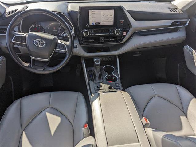used 2023 Toyota Highlander car, priced at $37,612