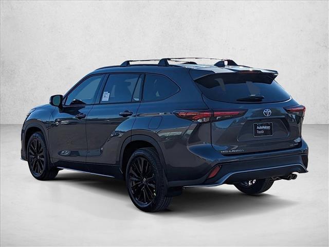 new 2025 Toyota Highlander car, priced at $51,808
