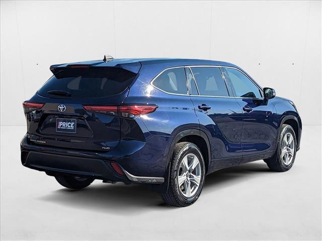used 2022 Toyota Highlander car, priced at $29,922