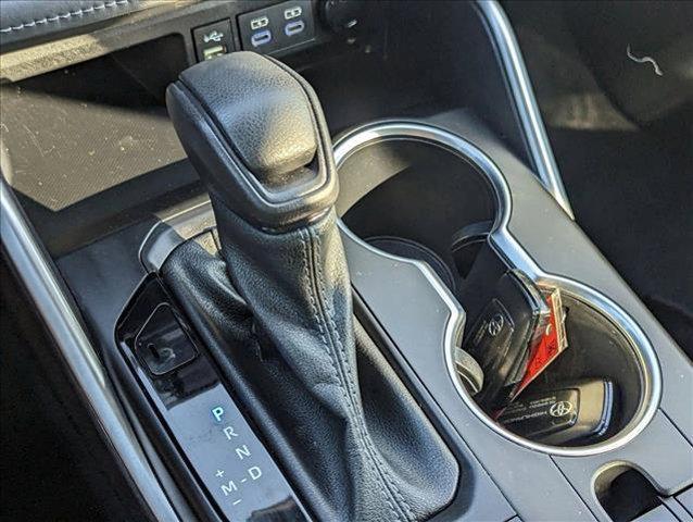 used 2022 Toyota Highlander car, priced at $29,922