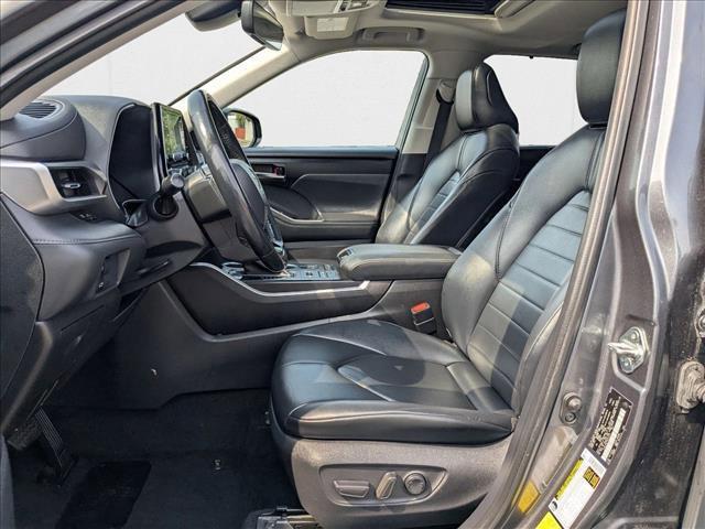 used 2021 Toyota Highlander car, priced at $31,744