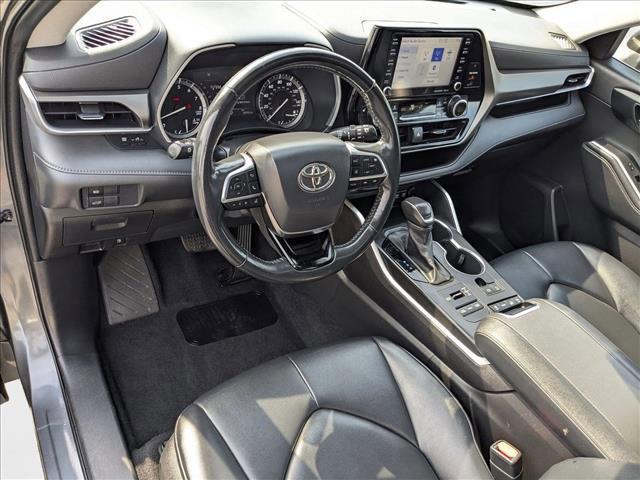 used 2021 Toyota Highlander car, priced at $31,744