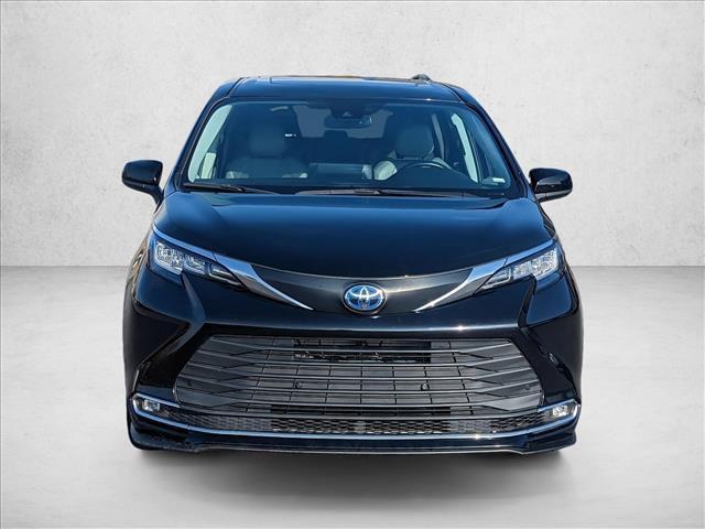 used 2023 Toyota Sienna car, priced at $38,991