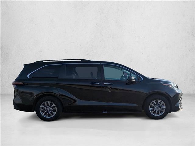 used 2023 Toyota Sienna car, priced at $38,991