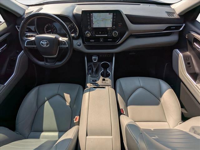 used 2022 Toyota Highlander car, priced at $34,944