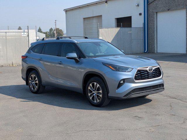 used 2022 Toyota Highlander car, priced at $36,151