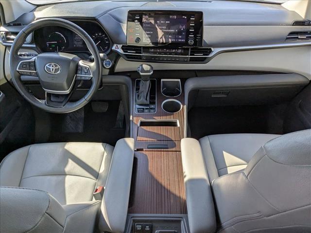 used 2023 Toyota Sienna car, priced at $38,991