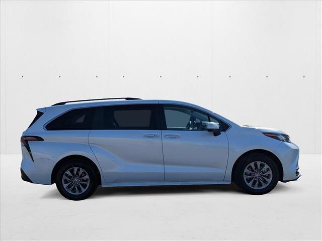 used 2023 Toyota Sienna car, priced at $38,991
