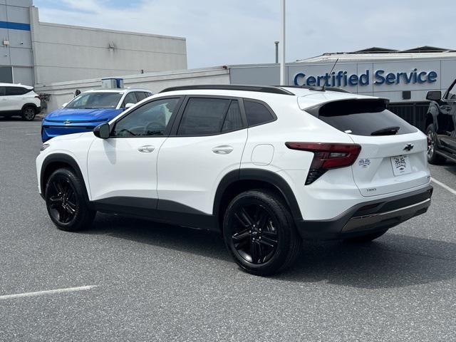 new 2025 Chevrolet Trax car, priced at $25,795