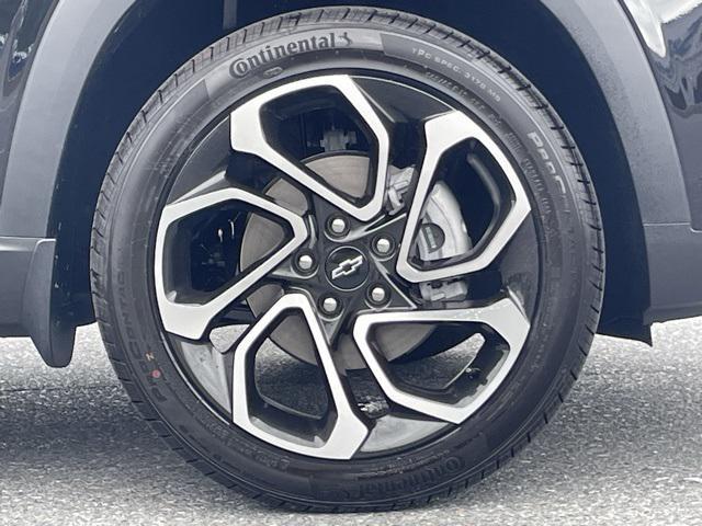new 2025 Chevrolet Trax car, priced at $26,470