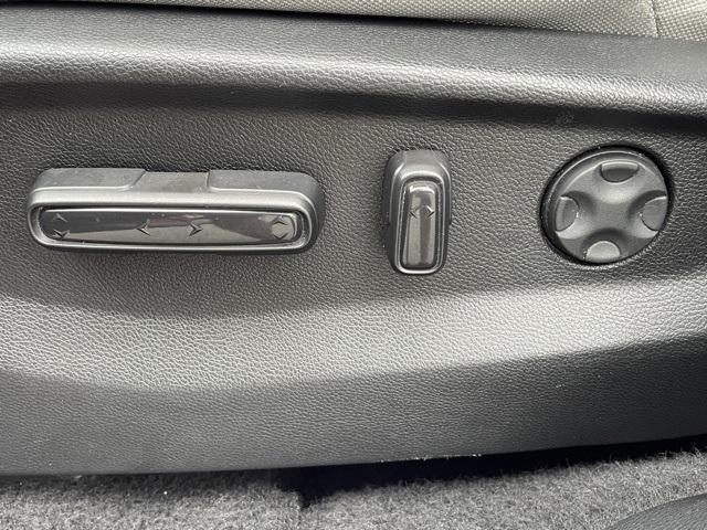 used 2021 Honda CR-V car, priced at $23,900