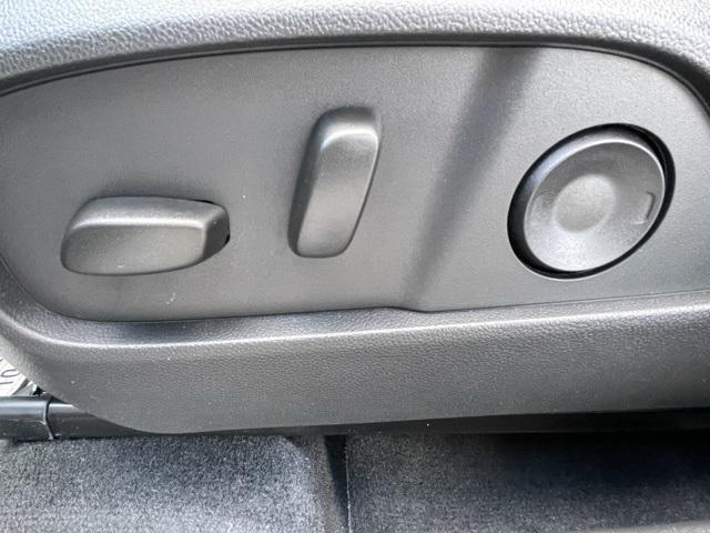 new 2026 Chevrolet Equinox car, priced at $33,295