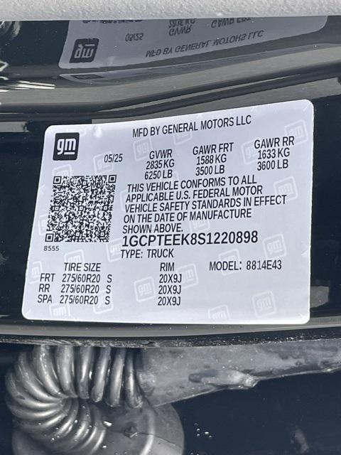 new 2025 Chevrolet Colorado car, priced at $45,210