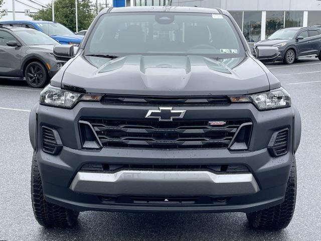 new 2025 Chevrolet Colorado car, priced at $45,210