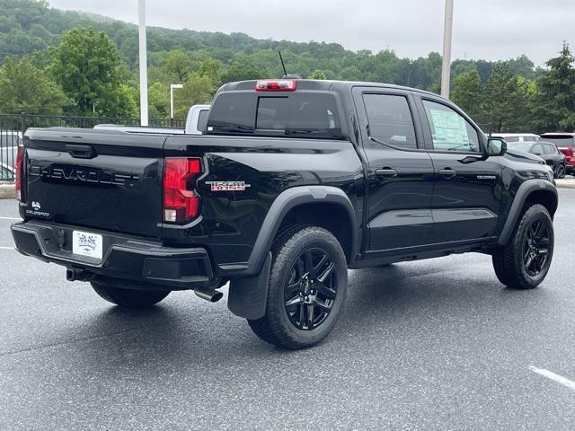 new 2025 Chevrolet Colorado car, priced at $45,210