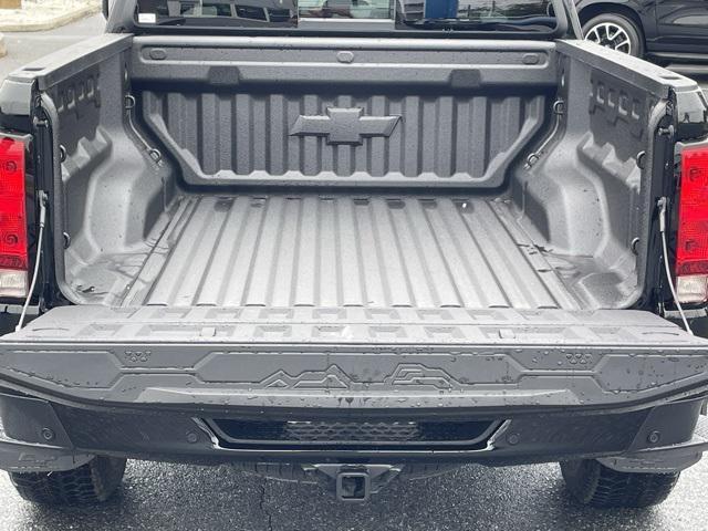 new 2025 Chevrolet Colorado car, priced at $45,210