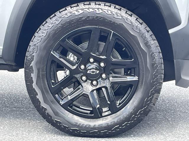 new 2025 Chevrolet Colorado car, priced at $45,210