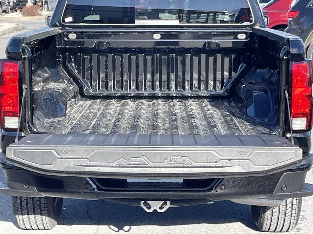 new 2025 Chevrolet Colorado car, priced at $32,495