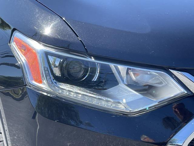 used 2018 Chevrolet Traverse car, priced at $13,500