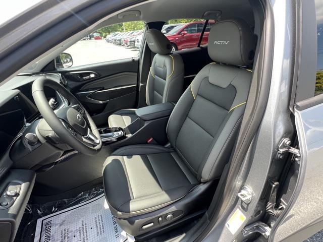 new 2025 Chevrolet Trax car, priced at $27,235
