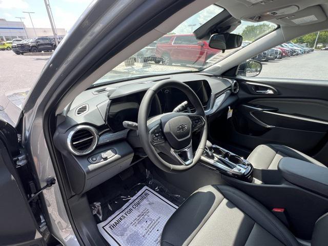 new 2025 Chevrolet Trax car, priced at $27,235