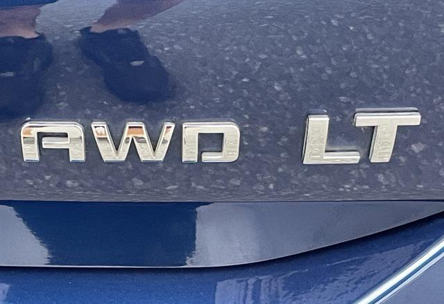 used 2022 Chevrolet Equinox car, priced at $24,900