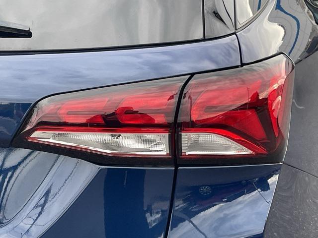 used 2022 Chevrolet Equinox car, priced at $24,900